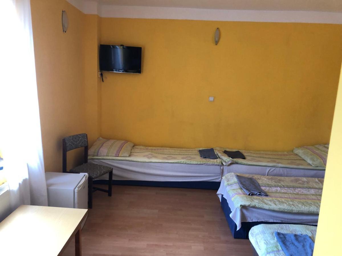 Hotel Turysta Charzykowy Pokoj fotografie